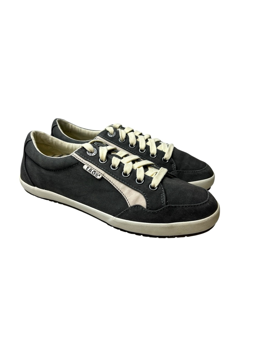 Taos Shooting Star Gray/Cream Canvas Women’s Size 7.5 Low Top Sneakers